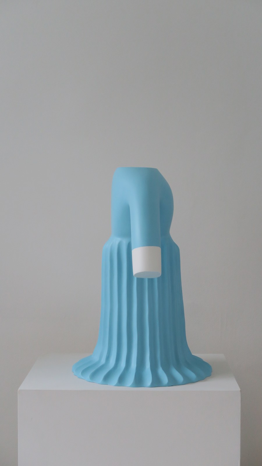 klein blauw meisje 2022